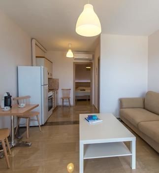 Krouzeri Beach Apartments Kentroma Exterior photo
